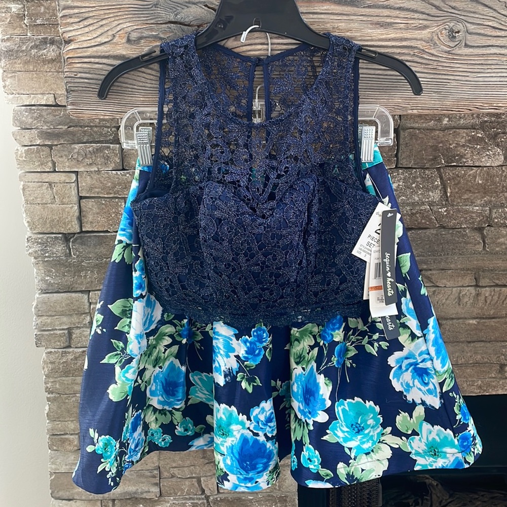 Sequin Hearts NWT 2 piece set NWT size 3